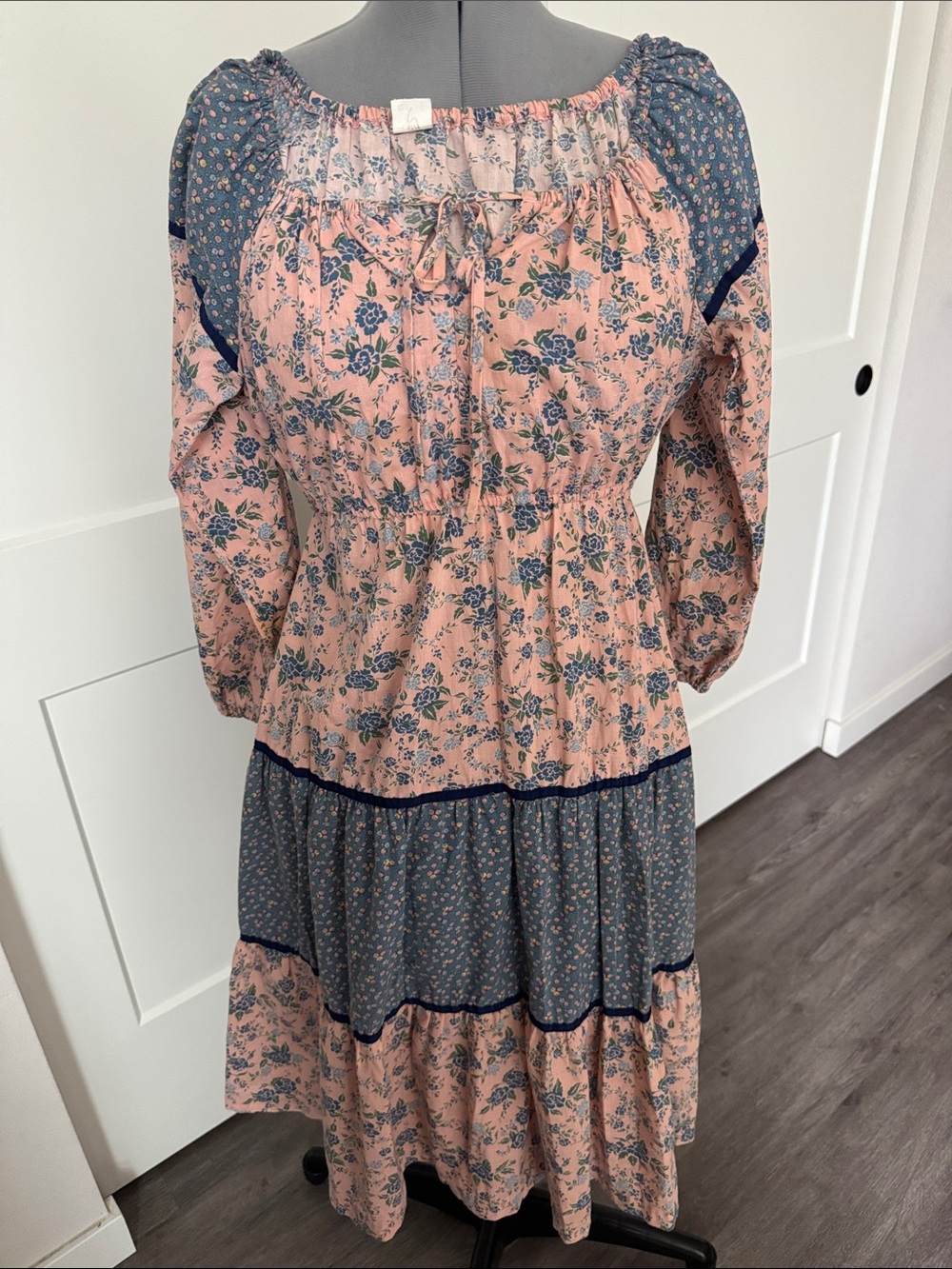 Vintage 70s Pink and Blue Floral Tiered Peasant Dress - Picture 4 of 16